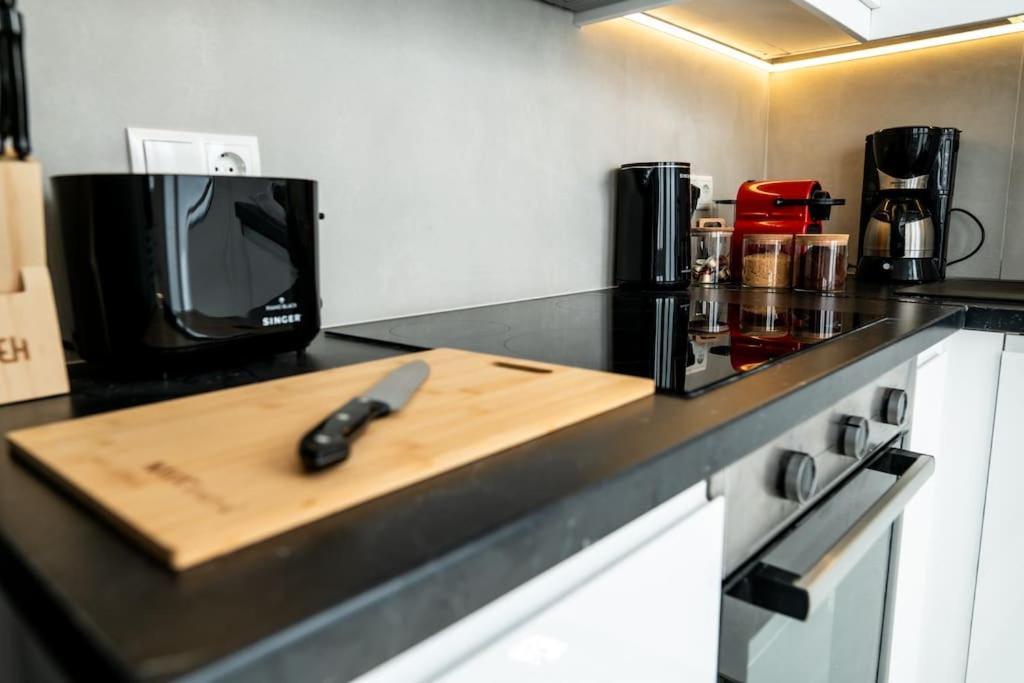 Olvia A Breath Away From Old Town Center Apartment